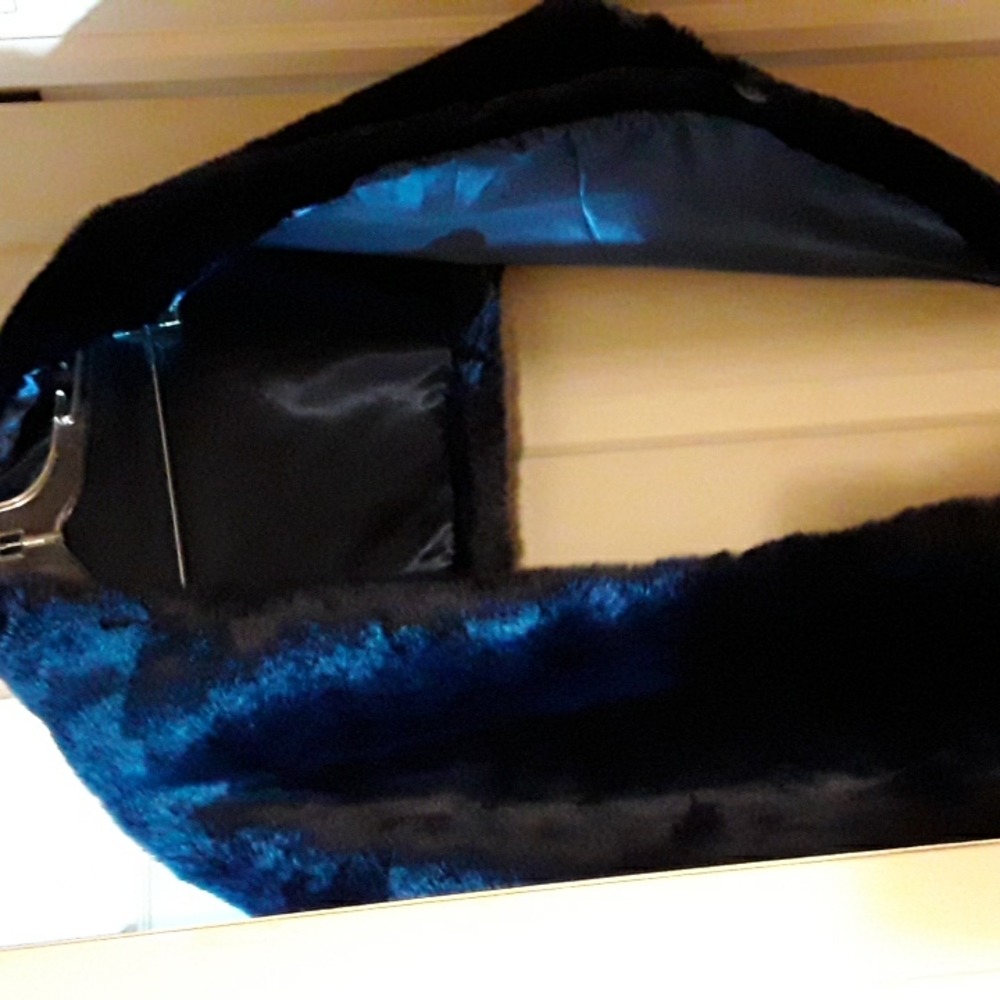 Wrap - Picture 2 of 3